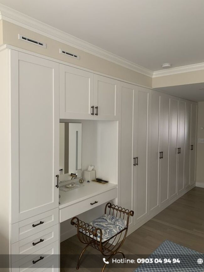 tủ quần áo gỗ âm tường