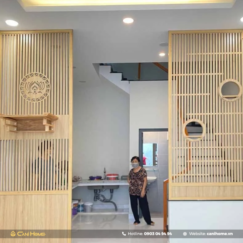 mẫu vách ngăn phòng khách và phòng thờ giá rẻ
